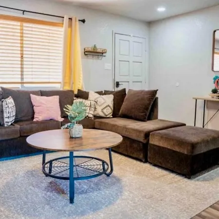 Cozy Condo